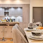 Elegant 3 Chambres, 3 Salles De Bain- Double Sejour- 16e- Calme Et Standing Apartamento *