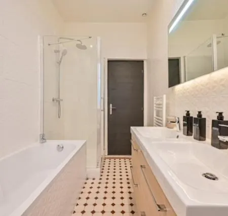 Apartament Elegant 3 Chambres, 3 Salles De Bain- Double Sejour- 16e- Calme Et Standing