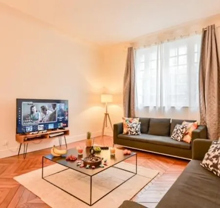 Elegant 3 Chambres, 3 Salles De Bain- Double Sejour- 16e- Calme Et Standing Paris