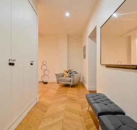 Apartament Elegant 3 Chambres, 3 Salles De Bain- Double Sejour- 16e- Calme Et Standing *