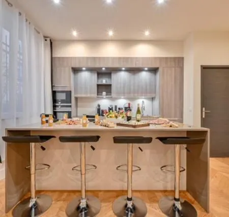 Apartament Elegant 3 Chambres, 3 Salles De Bain- Double Sejour- 16e- Calme Et Standing Paryż